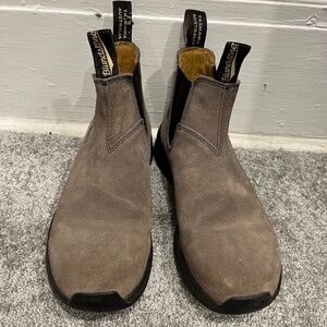 Blundstone boots beige